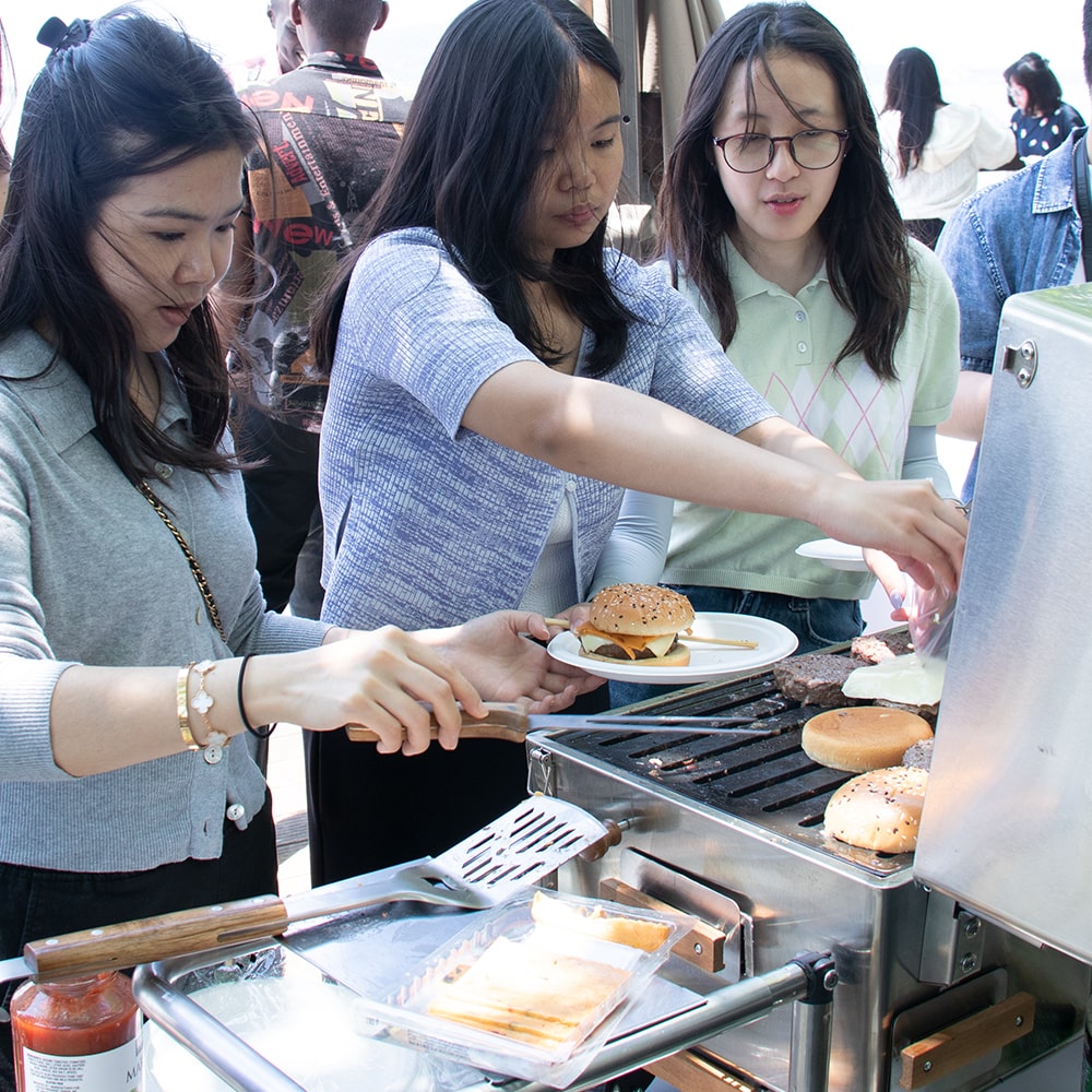 Deluxe 5-Piece Grilling Set